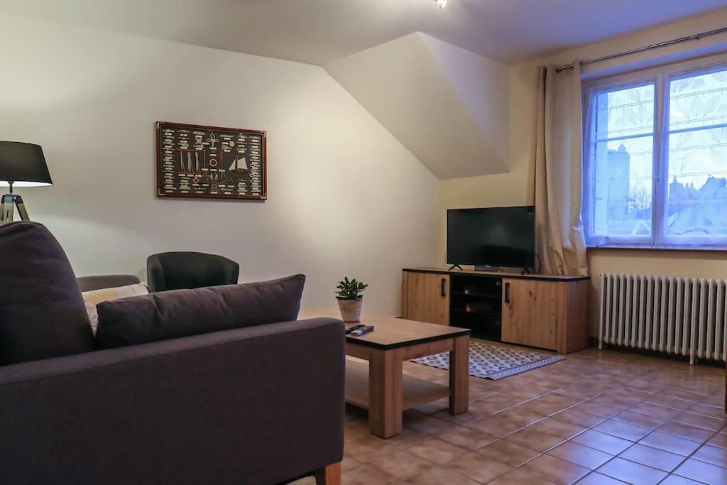 Le Saint-Cyr, Centre-Ville, Cosy, Spacieux Issoudun Zewnętrze zdjęcie